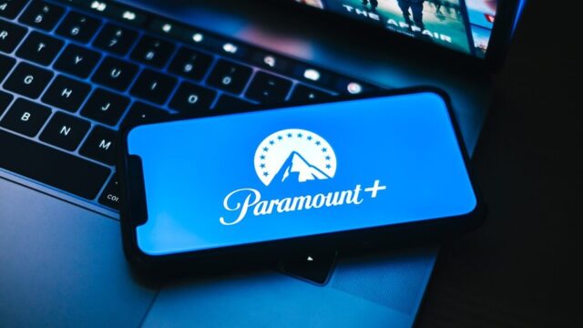 Paramount offre concessioni per fusione con Warner Bros. Discovery